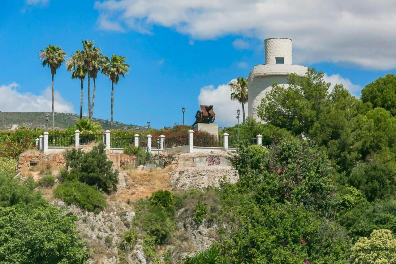 Malagadevacaciones - La Carihuela Palace Торремолинос Экстерьер фото